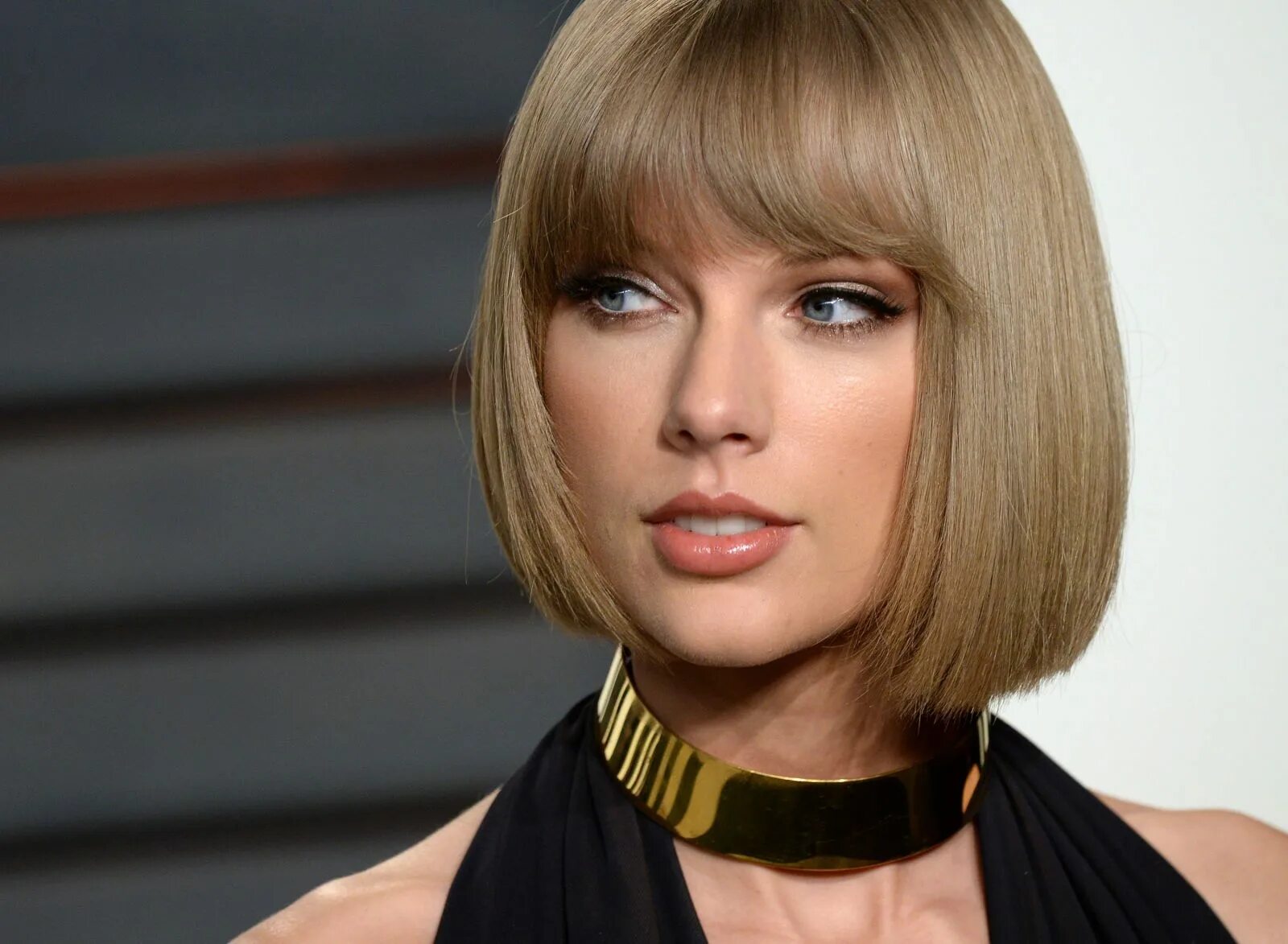 Актрисы со стрижкой каре News and Features about Taylor Swift in 2024 Taylor swift music, Taylor swift, T