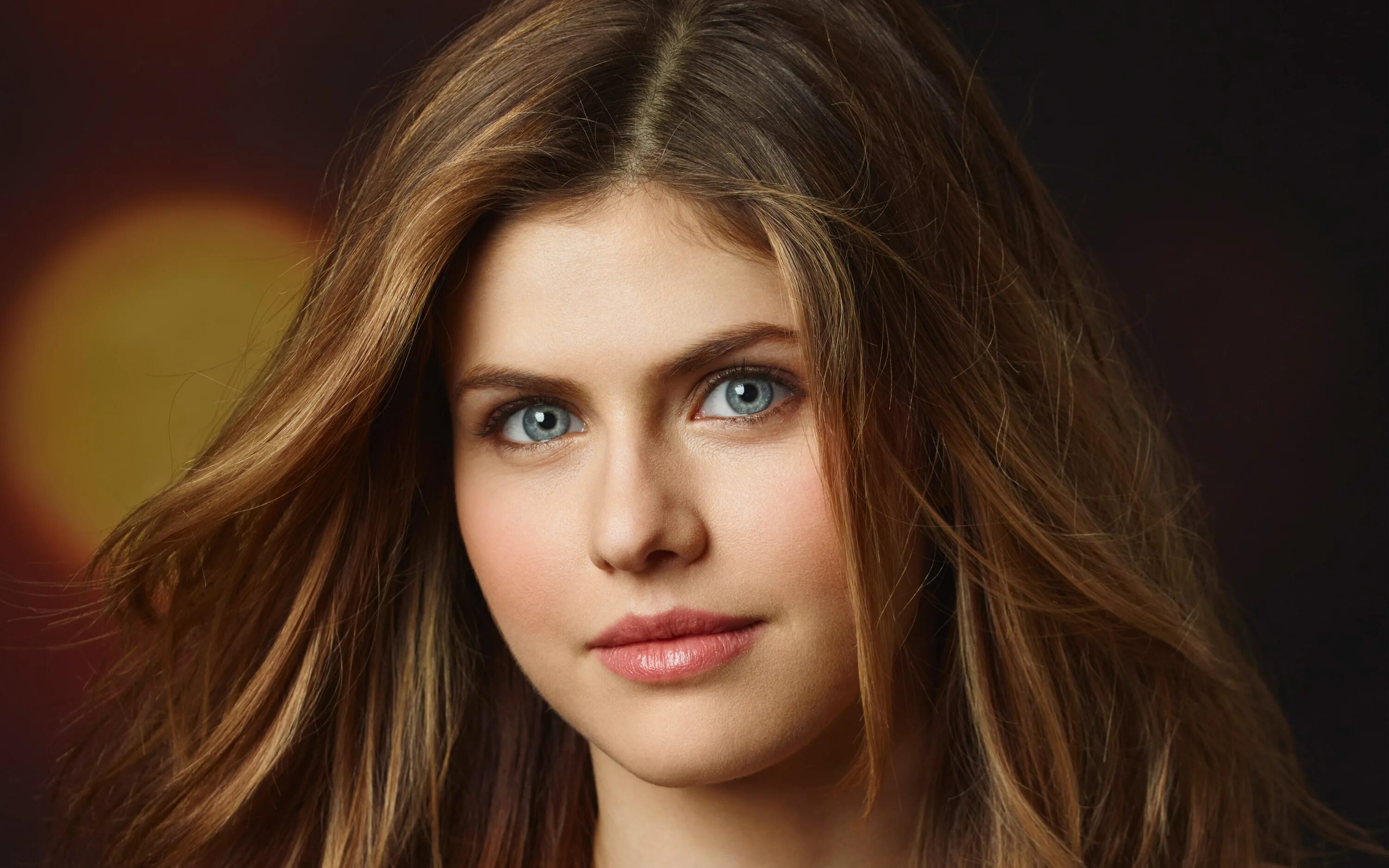 Актрисы список с фото современные Alexandra Daddario