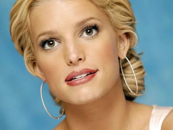 Актрисы сша фото Top 30 Most Stupid Quotes By Celebrities Stupid quotes, Celebrities, Jessica sim