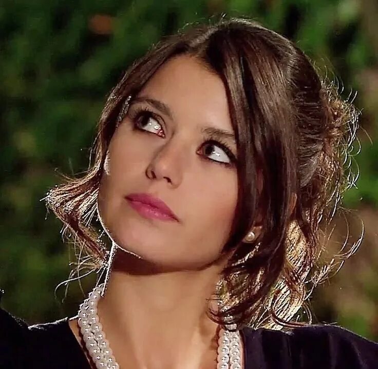 Актрисы турецких сериалов женщины фото и имена #BerenSaat #БеренСаат #KivancTatlitug #КыванчТатлытуг #АskiМemnu #ЗапретнаяЛюбов