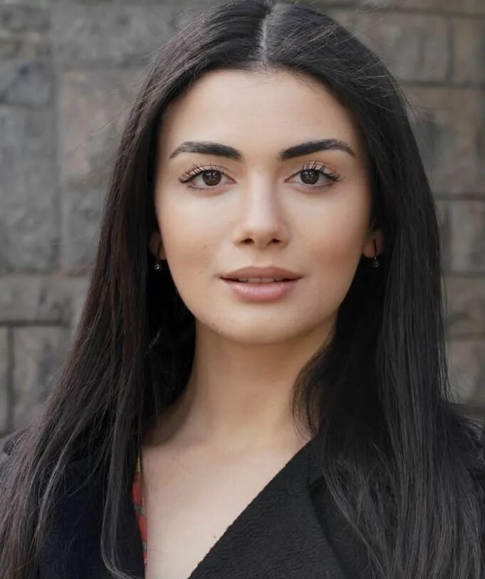 Актрисы турецких сериалов женщины фото и имена Pin on özge yağız