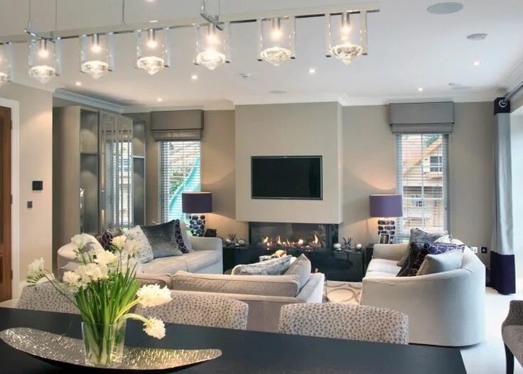 Актуальное освещение в интерьере 2024 Open Plan Family Room with Feature Fireplace Open plan living room, Open living 