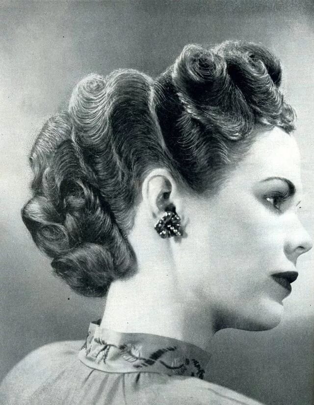 Актуальность темы прически 40 годов 20 века Fashionable Forties: 1940s Hairstyle /1940s Hair Inspiration / Vintage Hairstyle