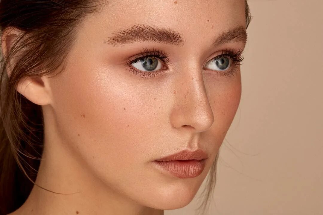 Актуальные брови 2024 фото 6 best brow products to transform sparse eyebrows into full, feathery ones