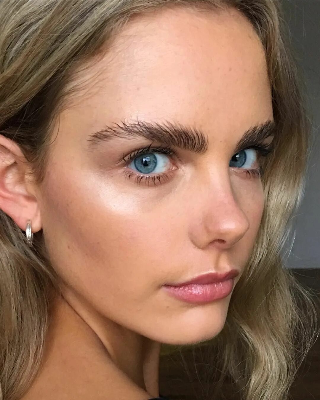 Актуальные брови 2024 фото Brushed up brows are my fave @shannonnutt Hair makeup, Perfect eyebrows, Natural