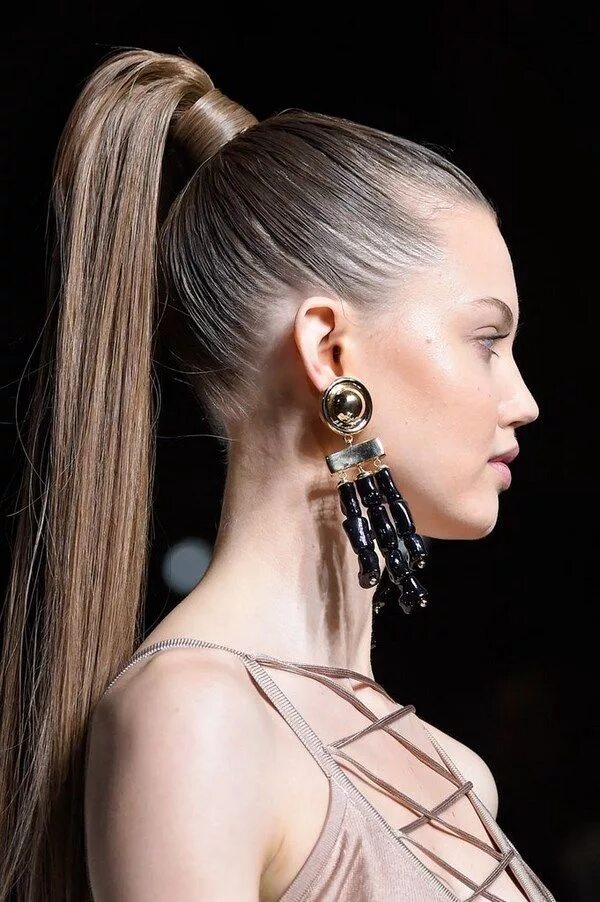 Актуальные прически Модная прическа хвост 2024-2025 - фото, идеи, новинки High ponytail hairstyles, 
