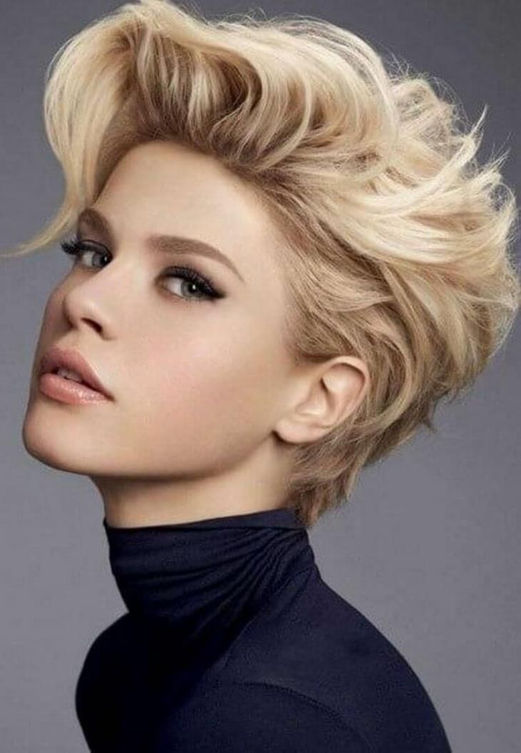 Актуальные прически на средние волосы Стильные прически весна 2019 Short hairstyles for thick hair, Thick hair styles,