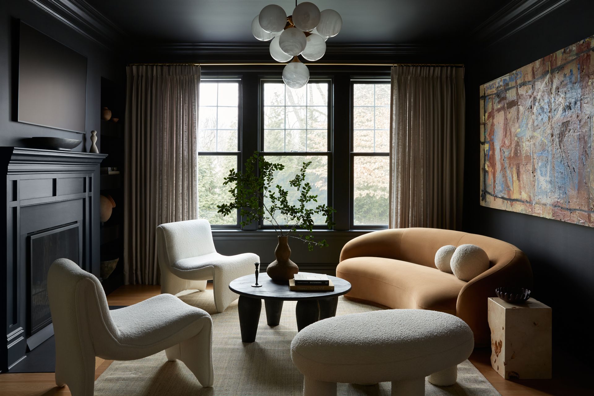 Актуальные цвета стен в интерьере 2024 10 living rooms that nail the quiet luxury trend Livingetc