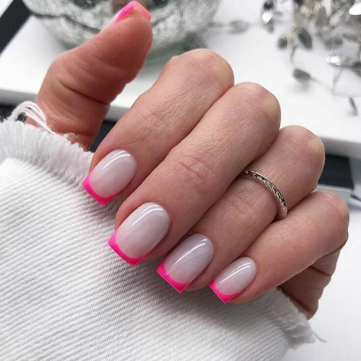 Актуальный маникюр на квадратные ногти Маникюр ♦ ️Идеи Дизайна ♦ ️Nails on Instagram: "Работа мастера @id_nails_space" Tr