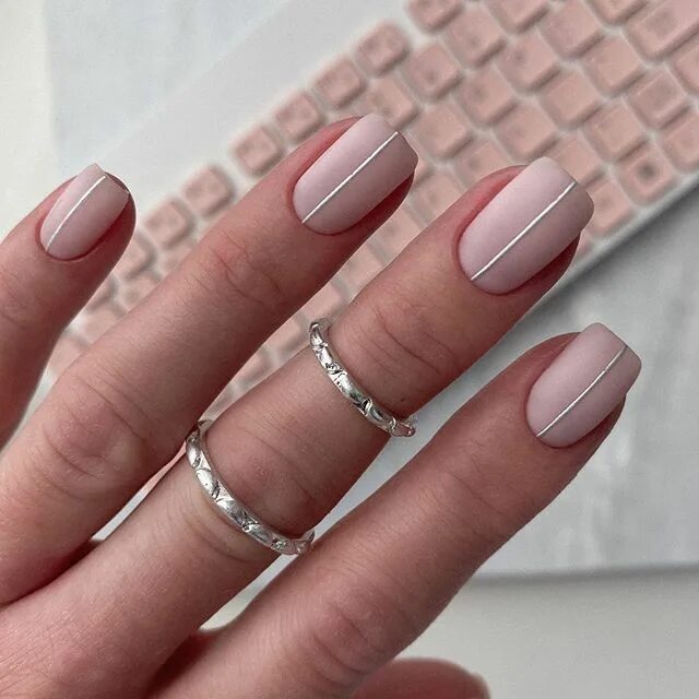Актуальный маникюр на квадратные ногти I&D studio (@id_nails_space) * Instagram photos and videos Гвоздь, Бордовые ногт