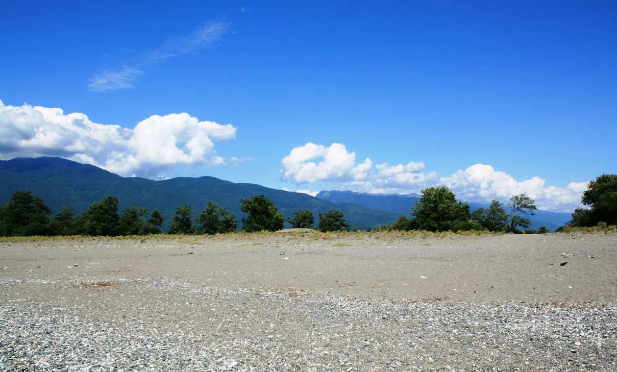 Алахадзе фото поселка АЛАХАДЗЕ. АЛАХАДЗЫ. Абхазия ОТДЫХ в АБХАЗИИ - ЖИЛЬЁ, ЭКСКУРСИИ, ТРАНСФЕР, ТУРЫ