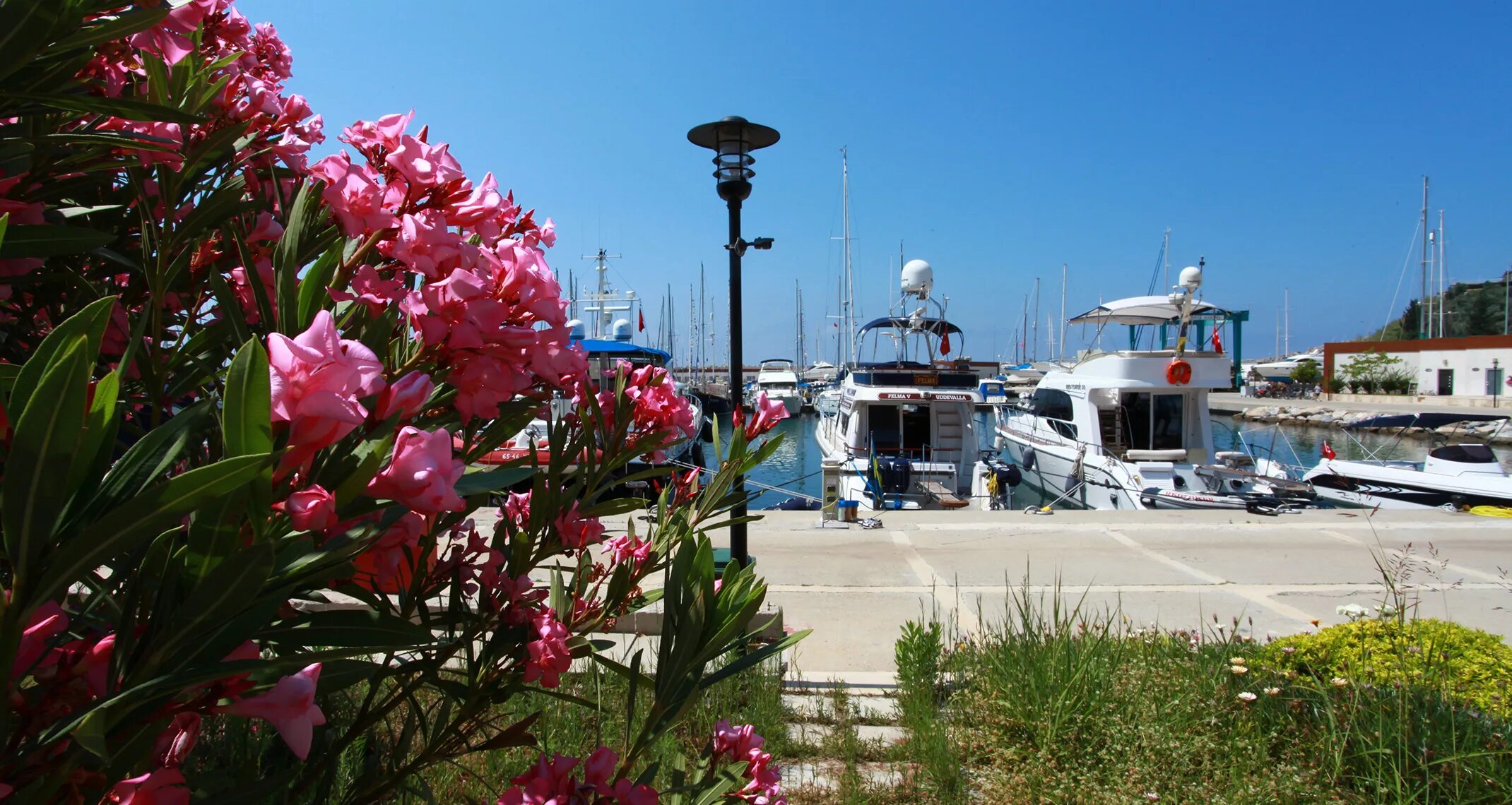 Алания турция фото города и набережной пляжей ABOUT ALANYA MARİNA www.alanyamarina.com.tr alanya marina, alanya yat limanı, al