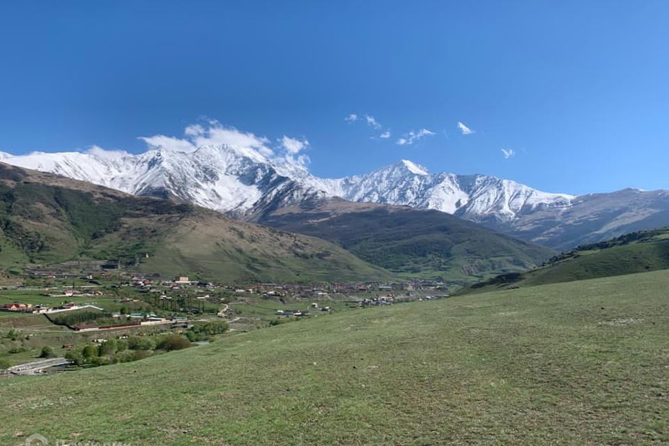 Аланский дворик уч1 село дзуарикау фото Купить Участок с Коммуникациями в селе Лац (Республика Северная Осетия - Алания)