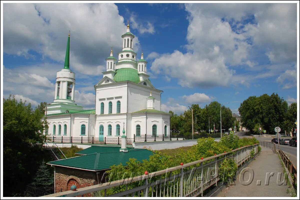Алапаевск фото города Photo: Склеп, landmark, attraction, Alapayevsk, ulitsa Lenina, 29 - Yandex Maps