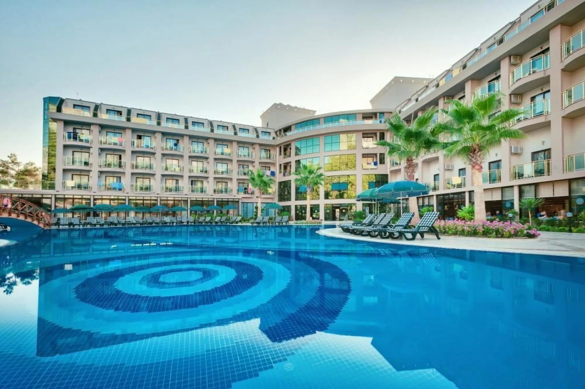 Аларха резорт отель турция фото Eldar Resort Hotel in Kemer: Find Hotel Reviews, Rooms, and Prices on Hotels.com