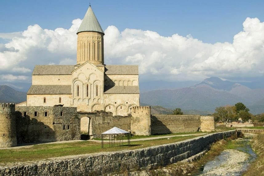 Алаверди 2 1 й микрорайон фото Кафедральный собор и монастырь Алаверди (Alaverdi monastery) в Грузии