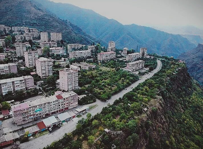 Алаверди 2 1 й микрорайон фото Alaverdi, Armenia Initially, the name of the city (settlement) was Manes. Why no