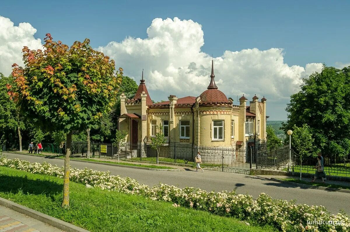 Алаверды ставропольский край пятигорск бульвар гагарина фото Прогулка к Провалу. Реальность не соответствует ожиданиям. Обычная семейка Дзен