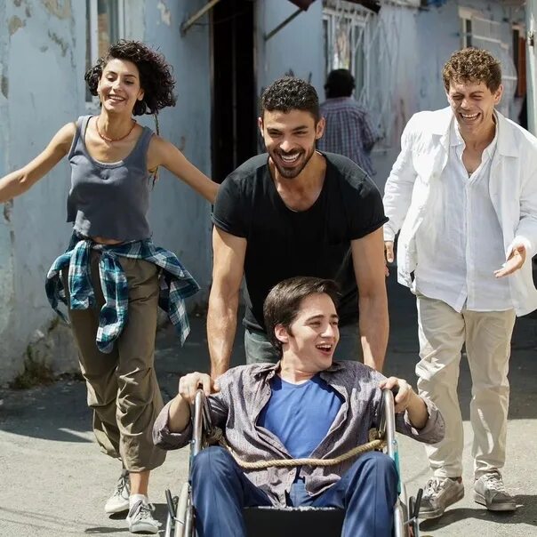 Алаз дикий фото The premiere of the new FOX TV series "Wild/Yabani" is scheduled for September 1