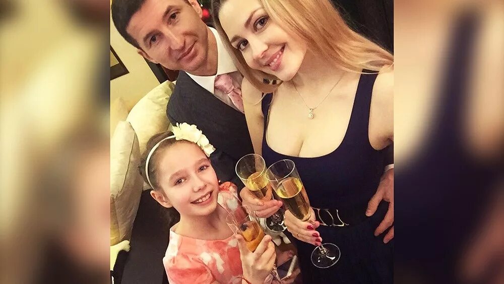Алдонина сейчас фото Жена-красавица и маленький сын: как живет бывший муж Началовой Евгений Алдонин L