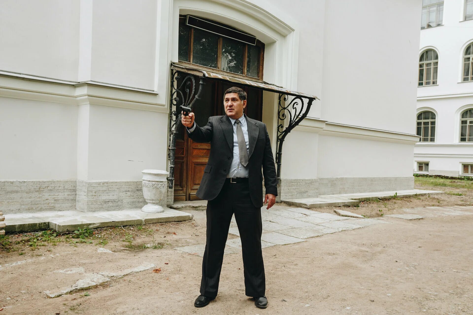 Алекс лютый сериал актеры и роли фото Фото: Алекс Лютый / Кадр из сериала "Алекс Лютый" (2019) #3515157