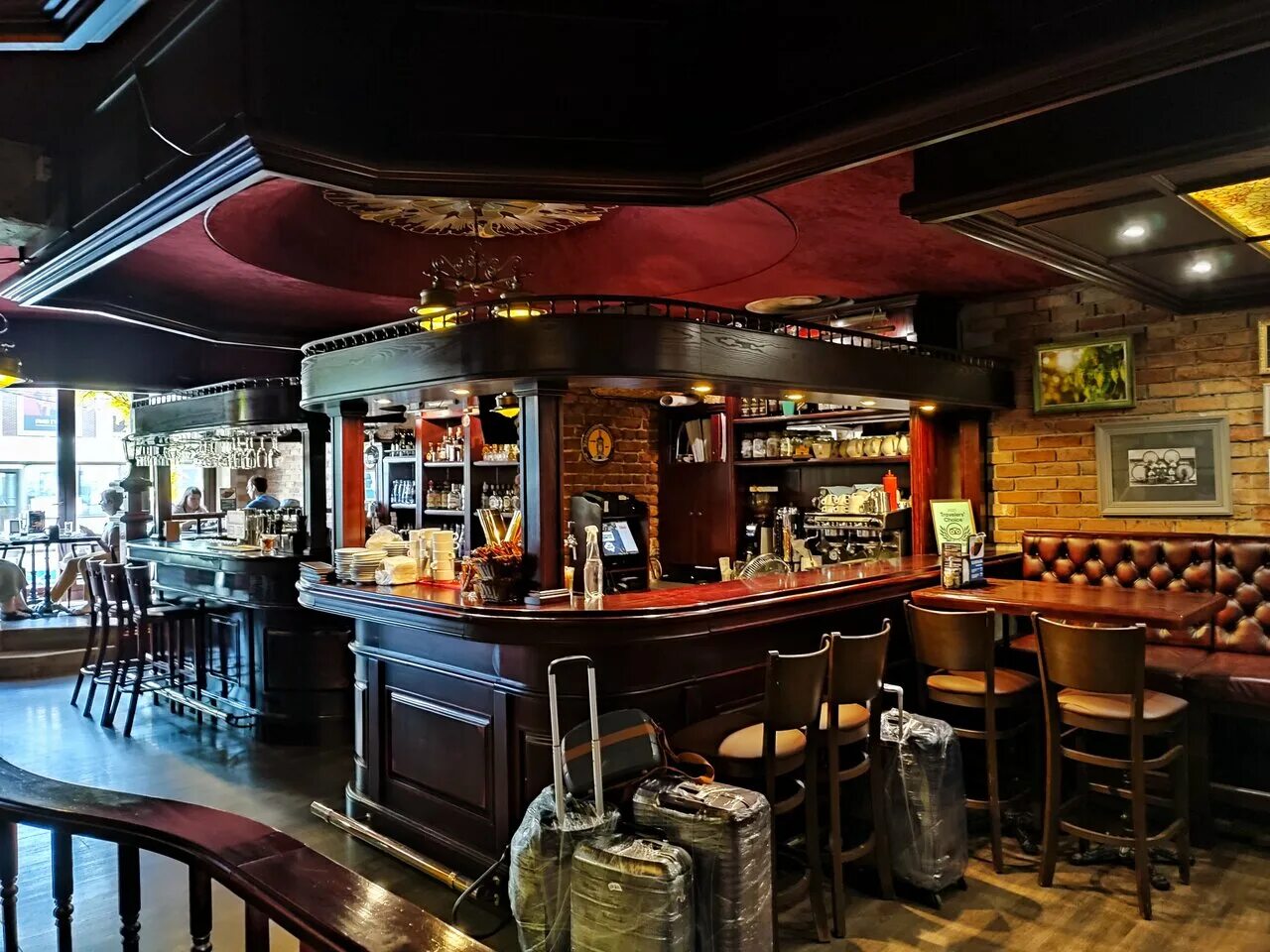 Алекс паб ленинский просп 101 1 фото U Gasheka, pub, bar, Kaliningrad, Leninskiy Avenue, 1 - Yandex Maps