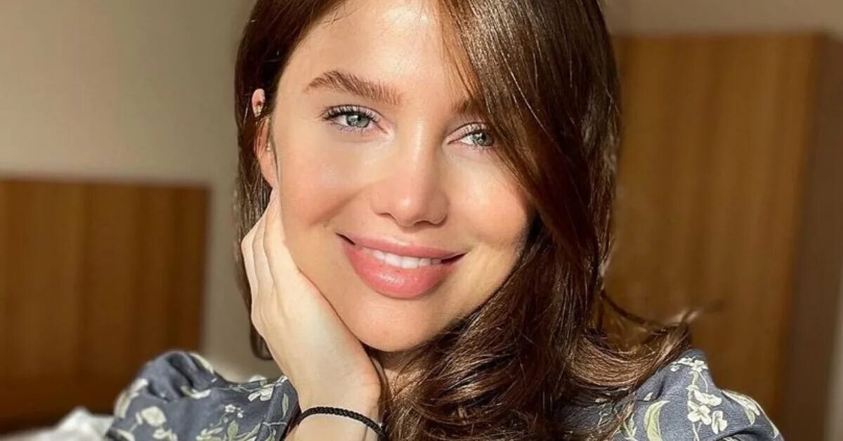 Алекса сейчас фото Моя красотка": бывшая невеста Тимати показала новорожденную в забавной позе