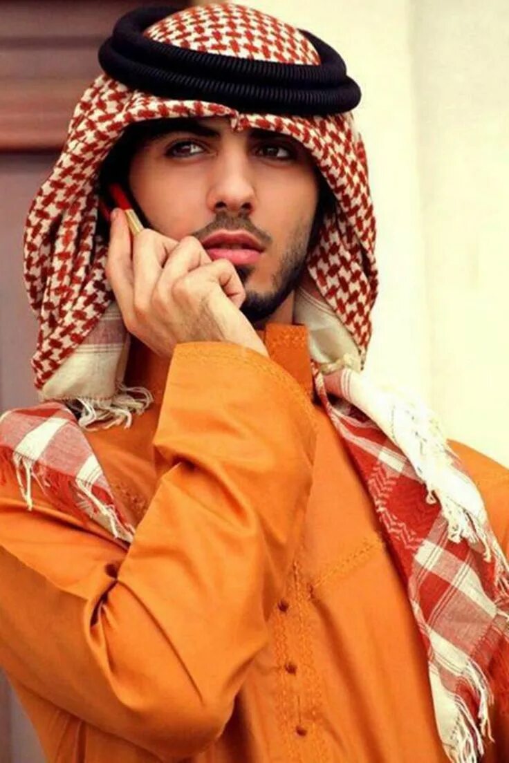 Александр арабский фото Omar Borkan Al Gala Arab men fashion, Handsome arab men, Handsome men