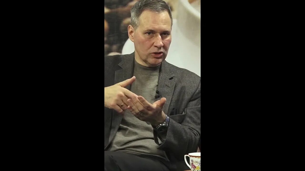 Александр артамонов фото Военный аналитик Александр Артамонов о войне чужими руками. Полную версию интерв