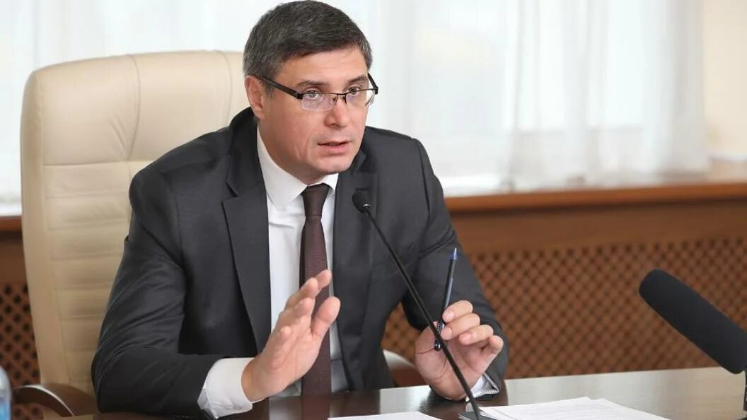 Александр авдеев фото Губернатор Александр Авдеев обещает за 2 года целиком заменить во Владимире водо