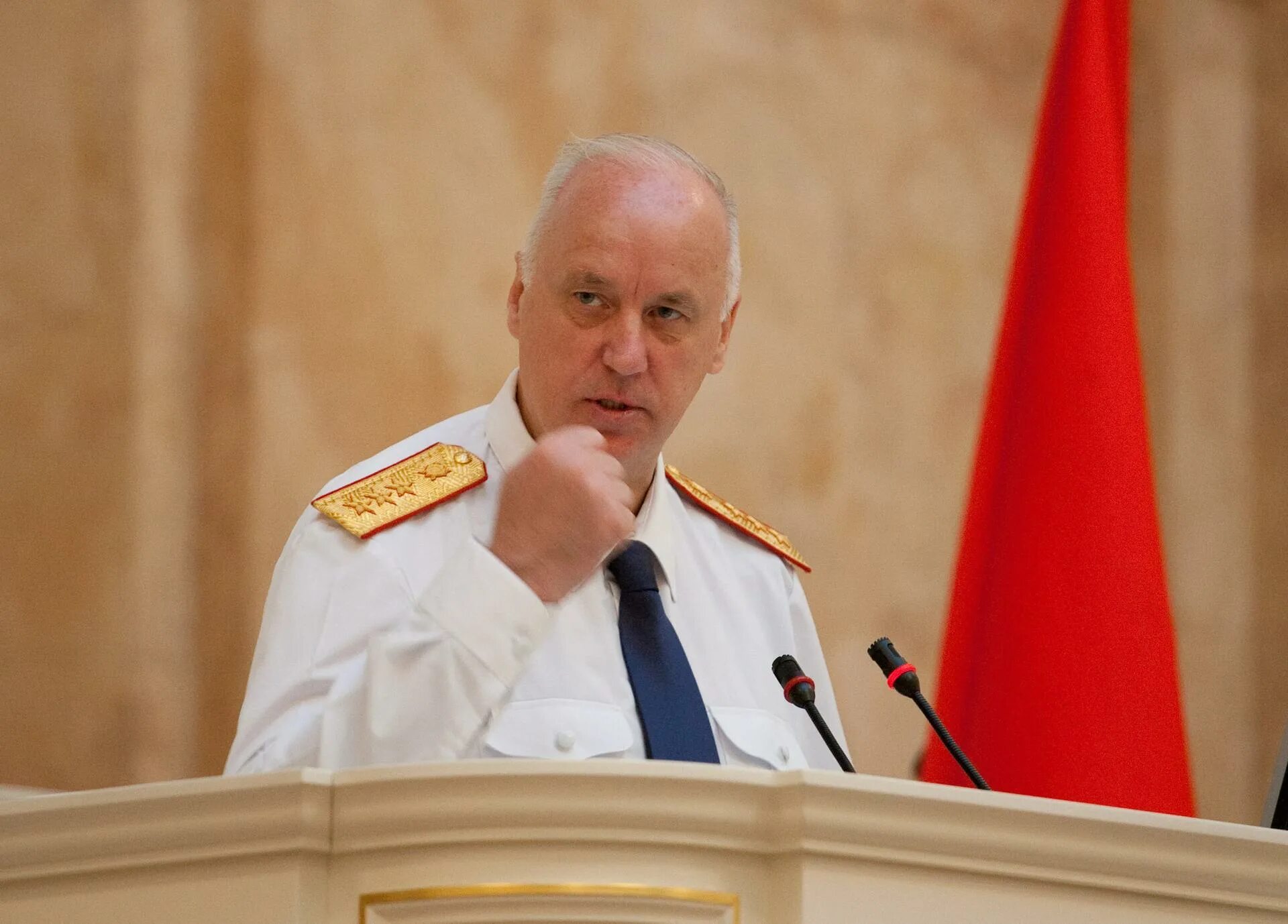 Александр бастрыкин фото В Петербурге предложили хранить данные о телефонных разговорах 10 лет