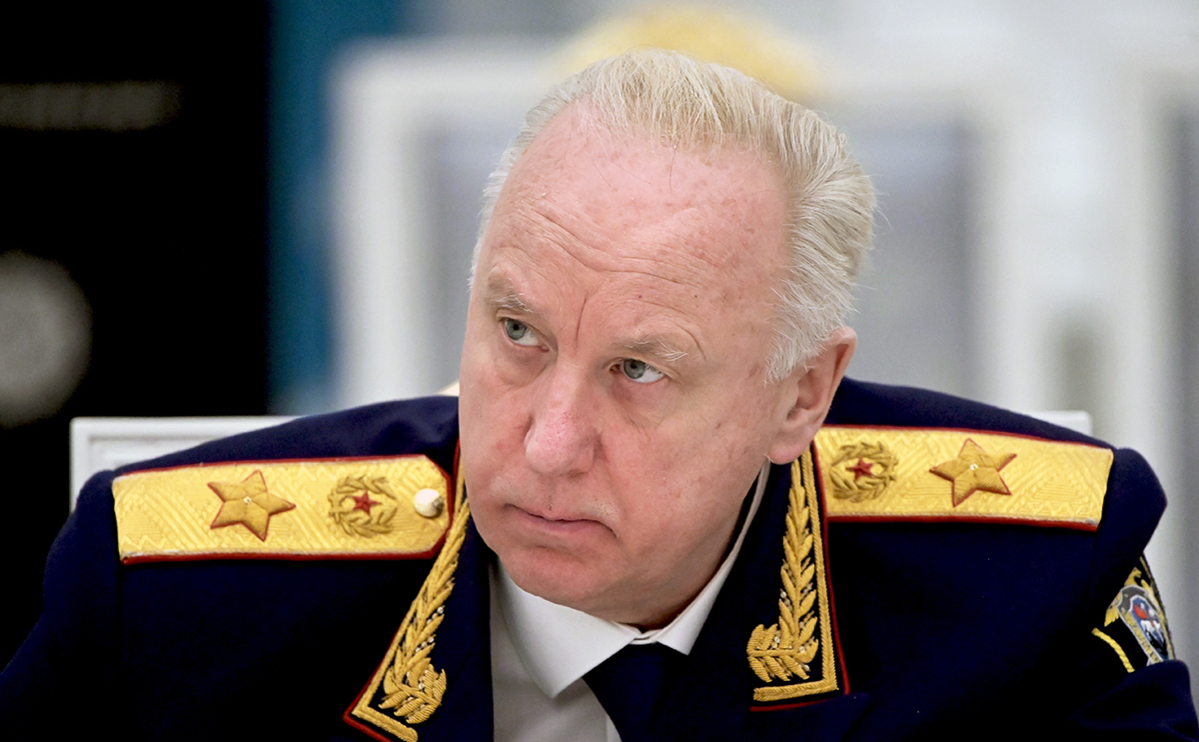 Александр бастрыкин фото Бастрыкин взял на контроль дело об убийстве семьи отставного адмирала - РБК