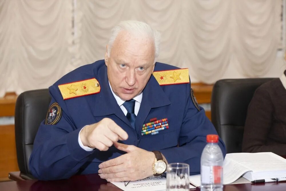 Александр бастрыкин фото Бастрыкин: Более двух млрд рублей взыскали с коррупционеров в этом году - Россий