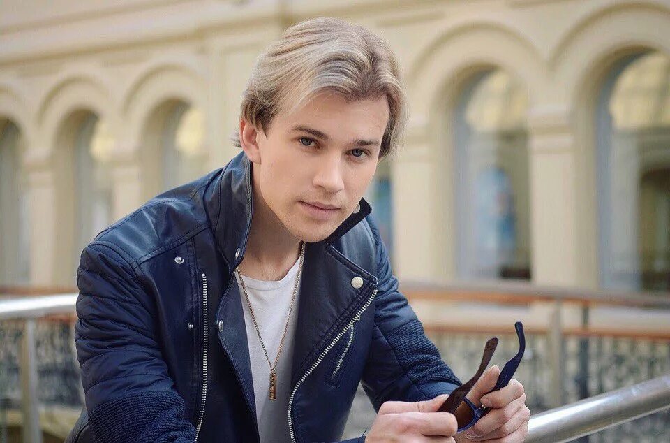 Александр бичев певец фото Ирина Анцупова. Интервью с Александром Бичёвым Журнал "Сила Красоты"