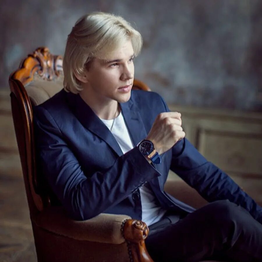 Александр бичев певец фото Alexander Bichev - YouTube
