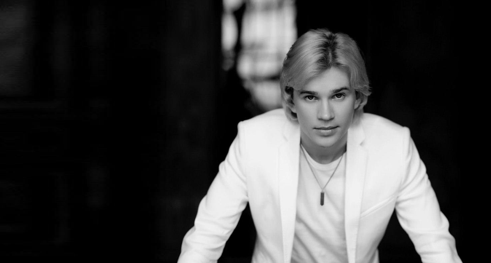Александр бичев певец фото Александр Бичев
