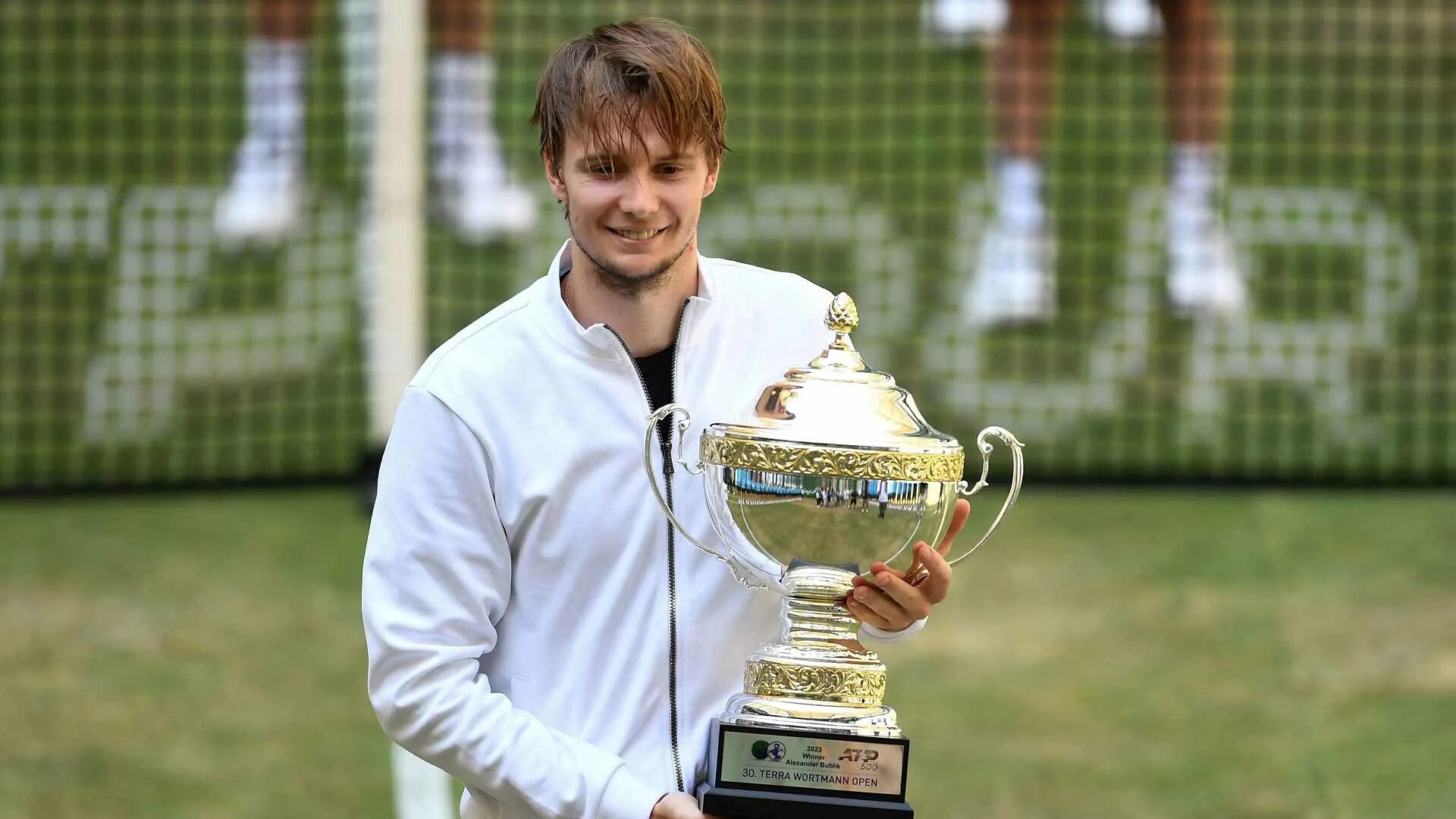 Александр бублик фото Alexander Bublik Beats Andrey Rublev For Halle Crown ATP Tour Tennis