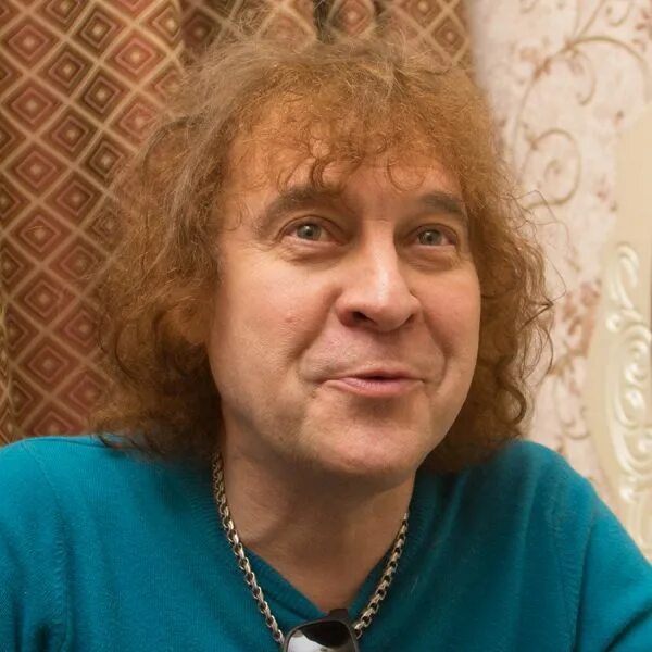 Александр добрынин певец фото сейчас Александр Добрынин поругался с дочерью в эфире программы "Привет, Андрей!" - Вок