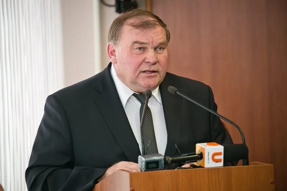 Александр дыхненко николаевич оренбург биография фото Экс-главе Орска вручат медаль "За заслуги перед городом Орском" первой степени -