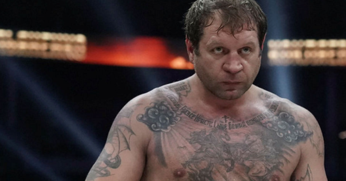 Александр емельяненко фото Александр Емельяненко победил Джеффа Монсона в кулачном бою - 24.02.2022 - Спорт