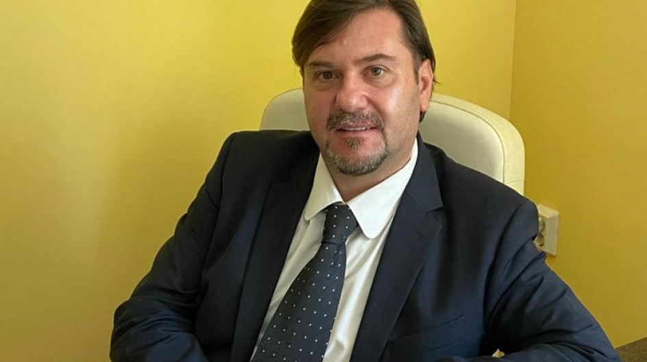 Александр евгеньевич фото Депутат Александр Фетисов полностью отменил плату для арендаторовв Избиратель - 
