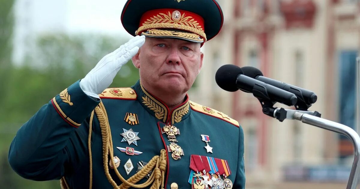 Александр генералов фото Vladimir Putin's new general mysteriously vanishes just a month after being hire