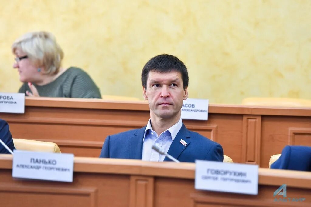 Александр георгиевич бусыгин иркутск фото Главы комиссий Думы Иркутска, часть 2: бывший чиновник, тунеядец и экс-фигурант 