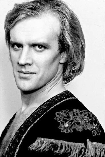 Александр годунов фото #28nov #1949 #Sajalín nace Alexander Godunov, bailarín ruso