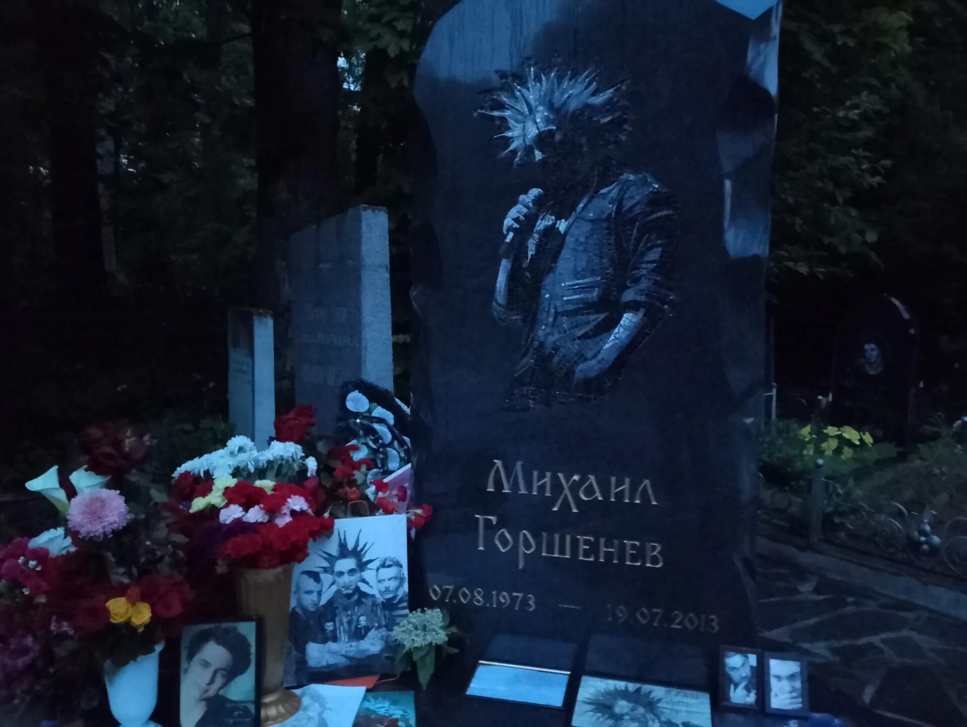 Александр горшков могила фото Где похоронен горшок в санкт петербурге фото YugNash.ru
