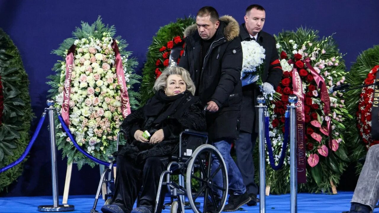 Александр горшков могила фото Фото: в Москве простились с легендарным советским фигуристом Александром Горшков