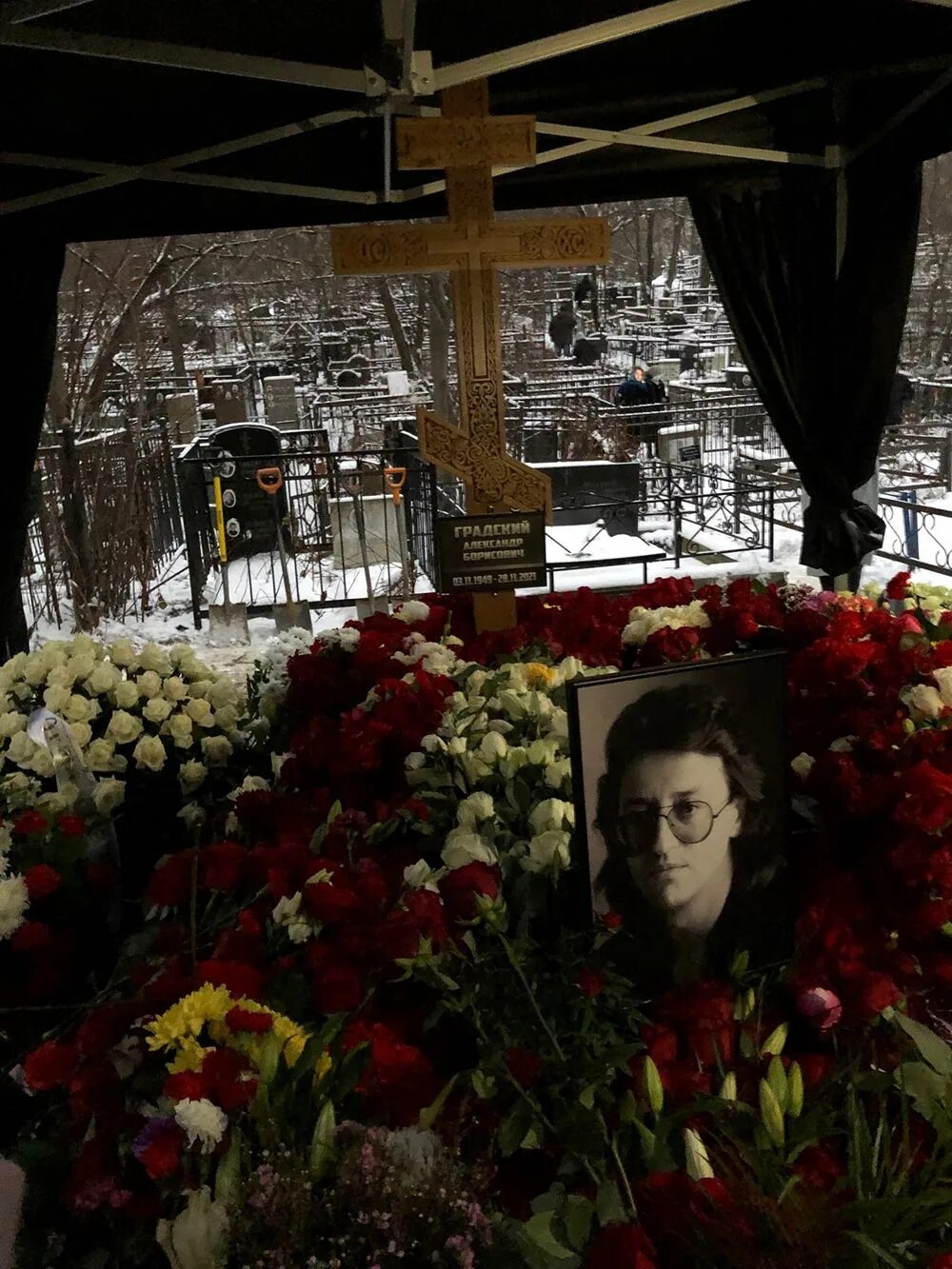 Александр градский могила фото Где похоронила градского