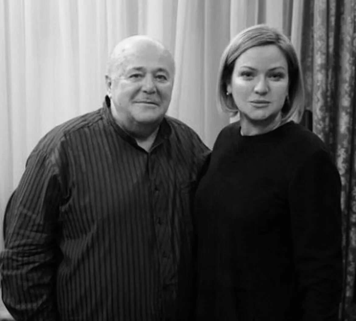 Александр калягин биография личная жизнь дети фото Люди начнут задавать вопрос - зачем нам такой театр: О речи А.Калягина на съезде