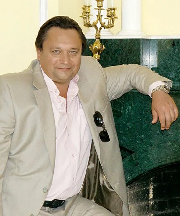 Александр клюквин фото Почему актёр Александр Клюквин не планировал иметь детей, и как супруге удалось 