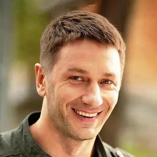 Александр константинов актер биография фото Сериал ИП Пирогова смотреть онлайн все серии подряд в хорошем HD качестве. ИП Пи